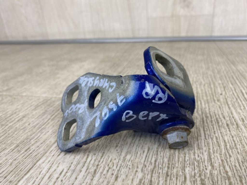 68214360AD | Петля двері верхня прав. CHRYSLER 200 14-16 - Фото 3