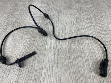 Датчик ABS задн. CHRYSLER 200 14-16