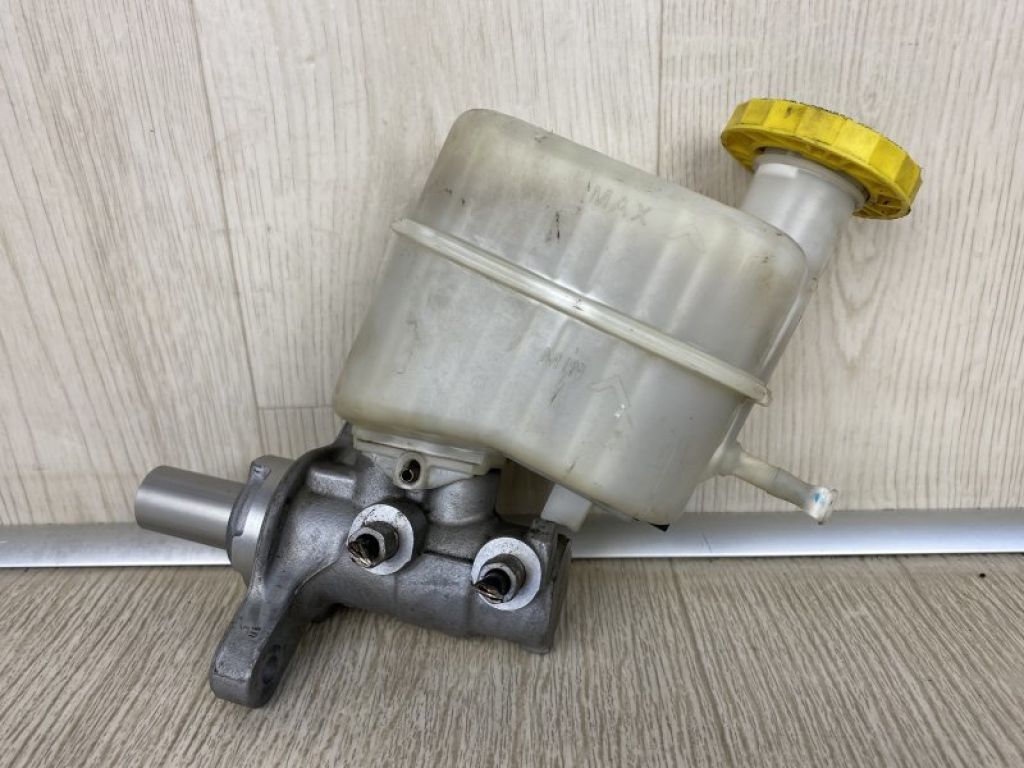 68245358AC | Главный тормозной цилиндр CHRYSLER 200 14-16 - Фото 4