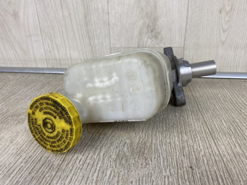 68245358AC | Главный тормозной цилиндр CHRYSLER 200 14-16 - Фото 6