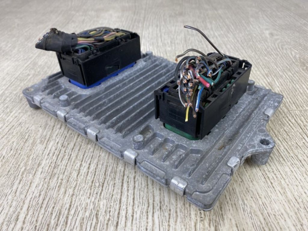 68258531AB | Блок управления двигателем CHRYSLER 200 14-16 - Фото 5