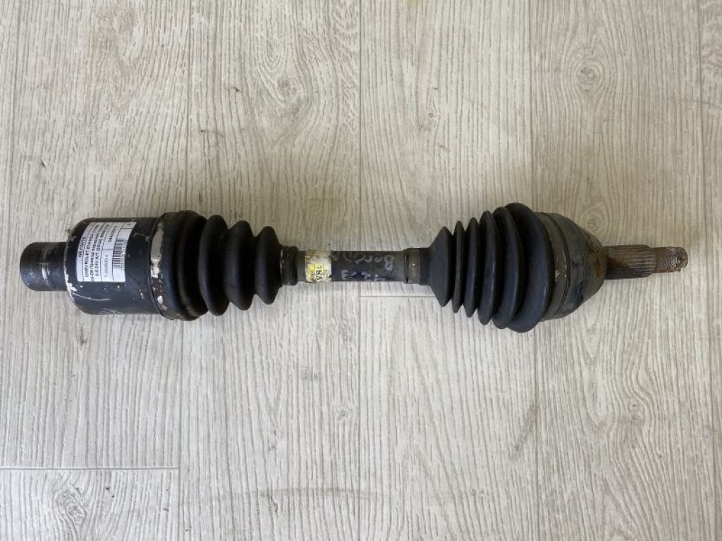 44101-86Z00 | Привід передній прав. CHEVROLET EVANDA 04-06