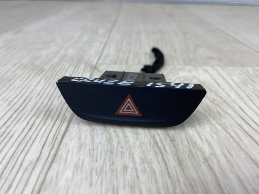 13409820 | Кнопка аварийной сигнализации CHEVROLET CRUZE 15-