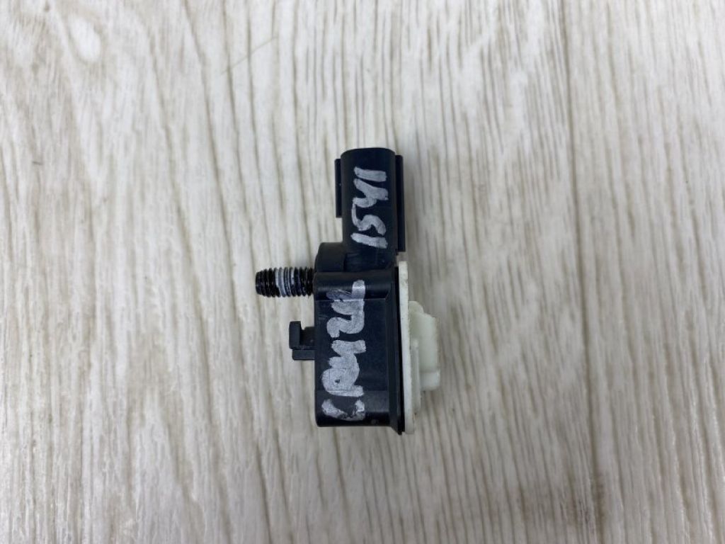 13576422 | Датчик удара CHEVROLET CRUZE 15-