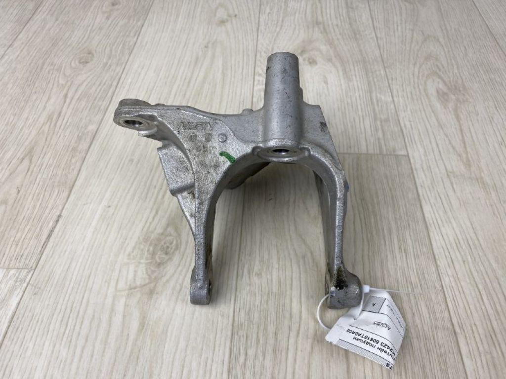 50610-TA0-A00 | Кронштейн двигуна HONDA ACCORD CU8 / TSX 08-14