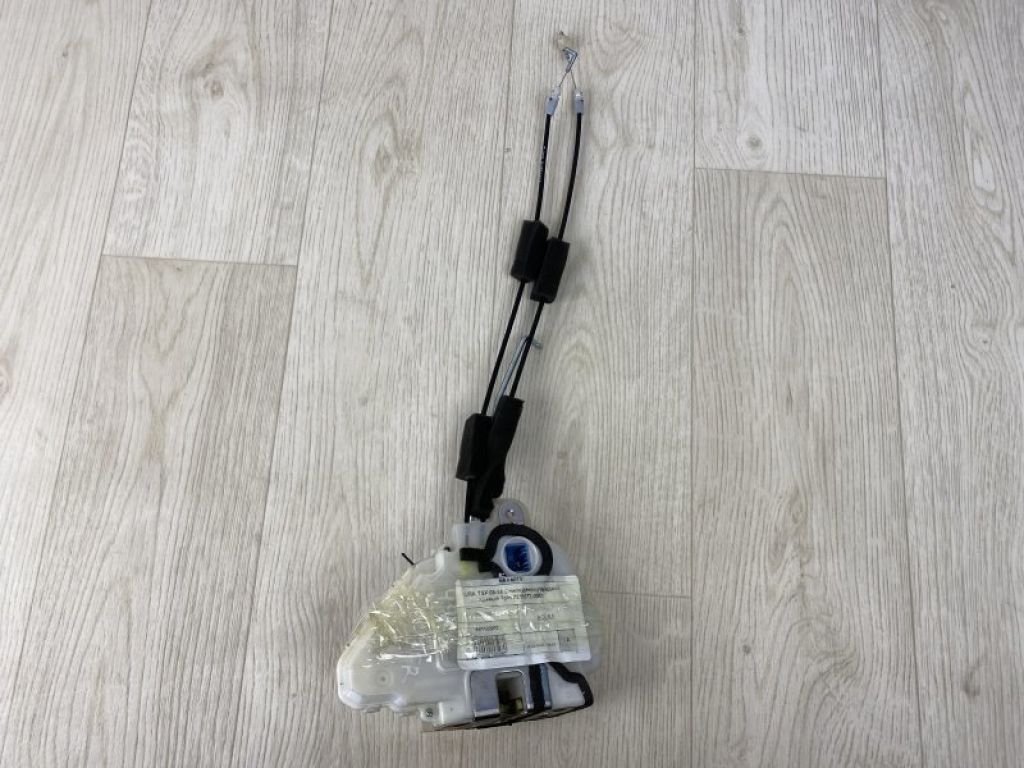 72110-TL0-G02 | Замок двери передн. прав. ACURA TSX 08-14