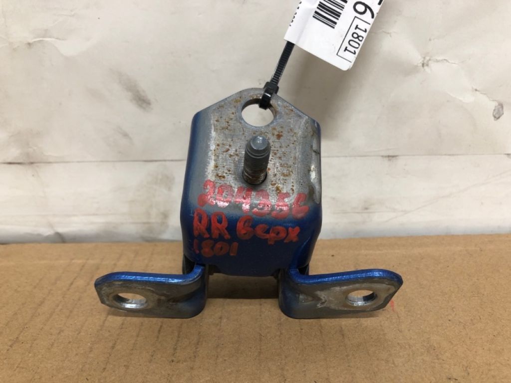 E112-72-210A | Петля двери верхняя задн. прав. MAZDA 3 BK 03-08