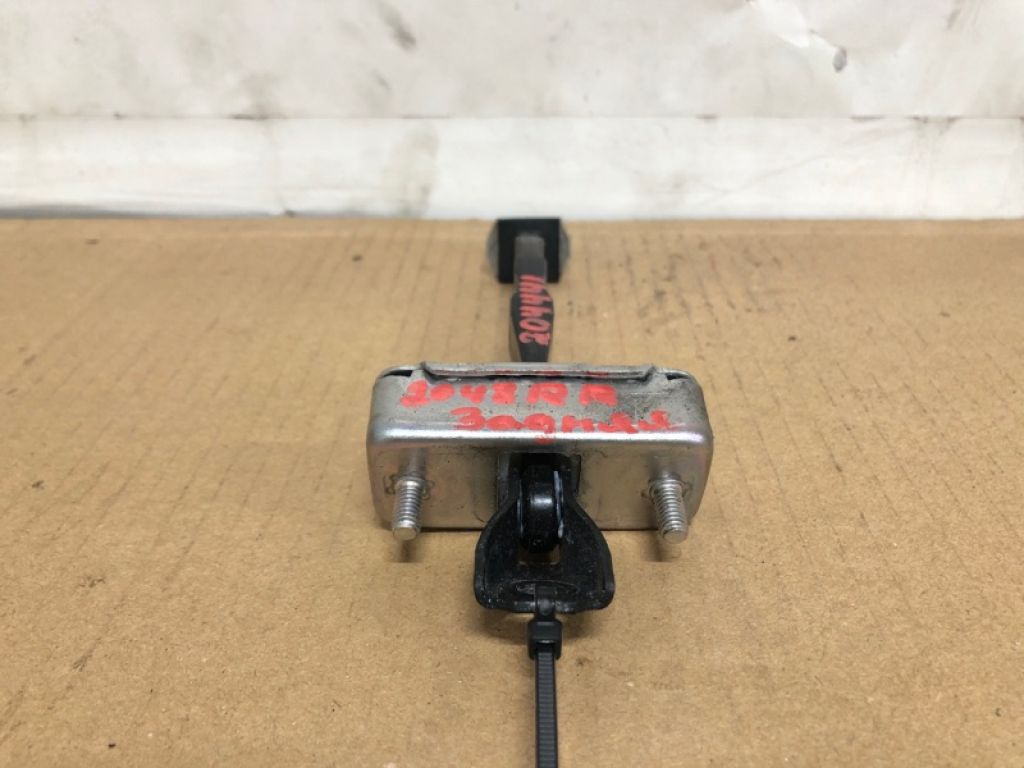 82430-4GA0A | Ограничитель двери задн. прав. INFINITI Q50 20- - Фото 2