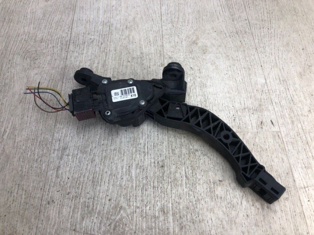 32700-3X100 | Педаль газа KIA FORTE YD 12-