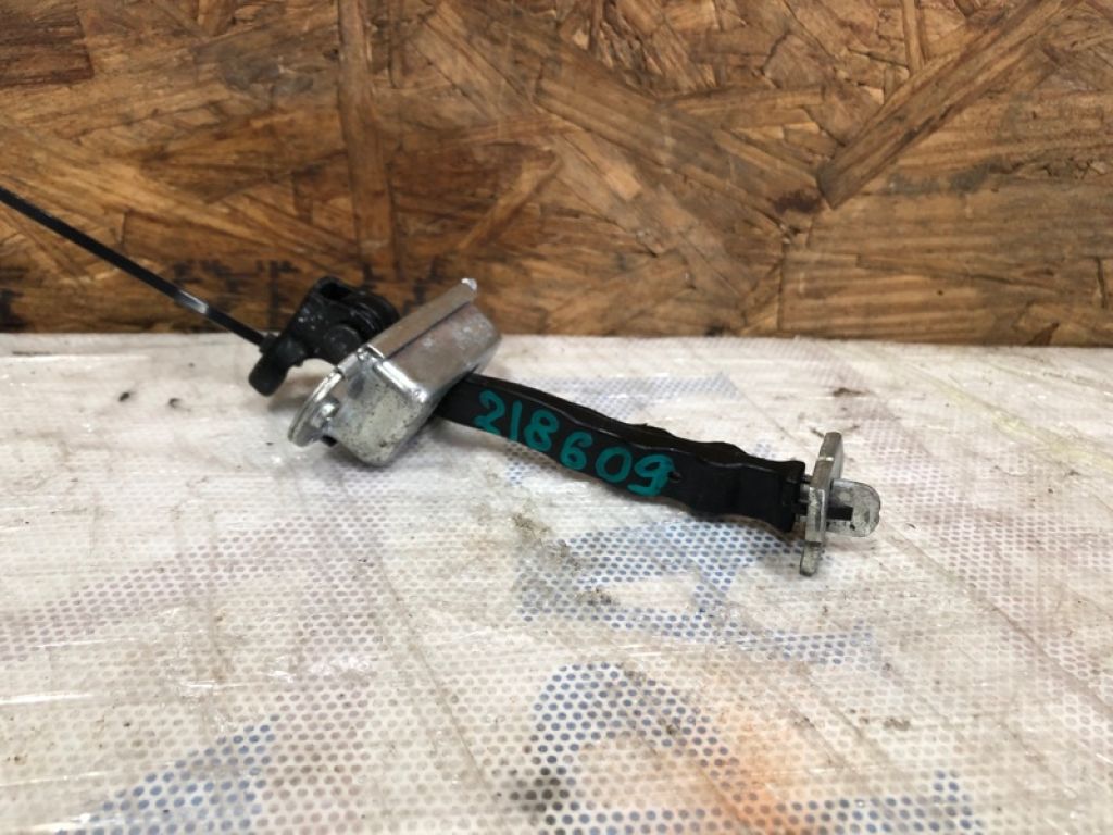 80430-JX00A | Обмежувач дверей передн. лів. NISSAN NV200 USA 13-