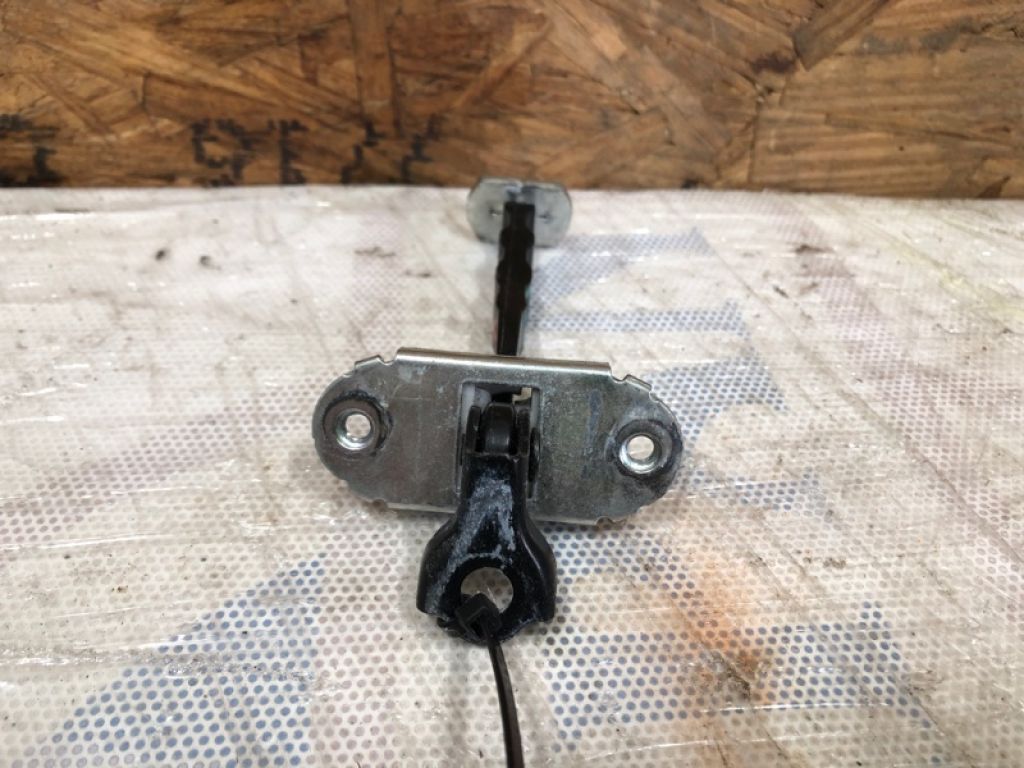 80430-JX00A | Обмежувач дверей передн. лів. NISSAN NV200 USA 13- - Фото 2