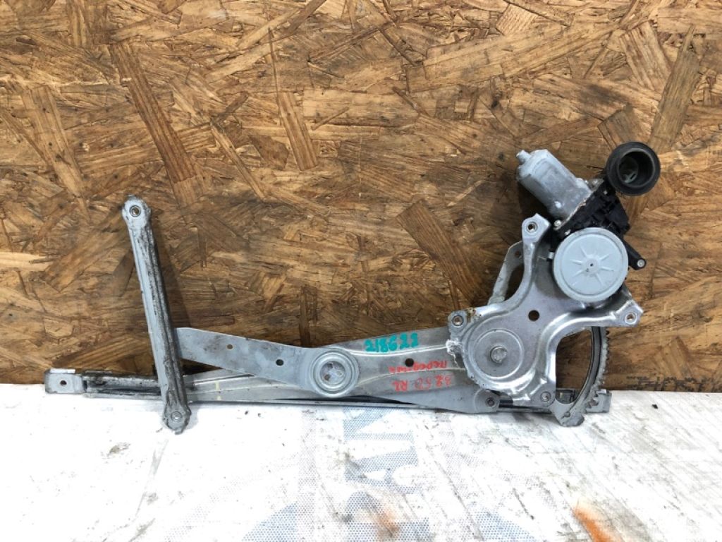 69802-06070 | Склопідйомник передн. лів. TOYOTA CAMRY 40 06-11