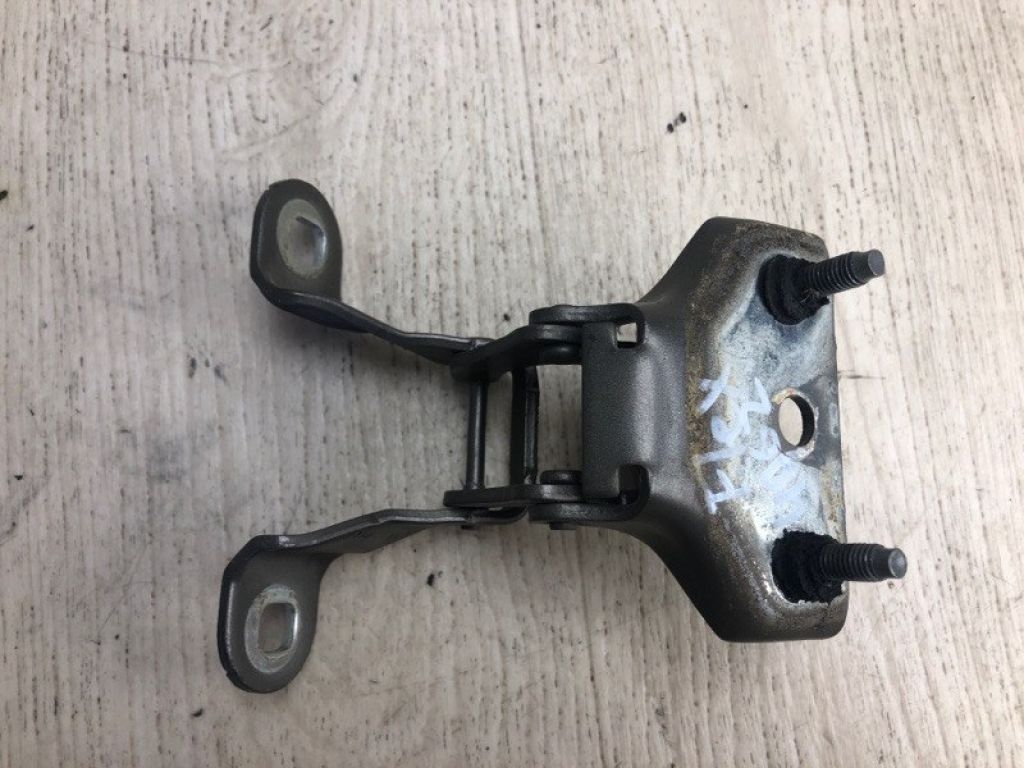 8A8Z-7442900-A | Петля кришки багажника прав. FORD FLEX 08-19