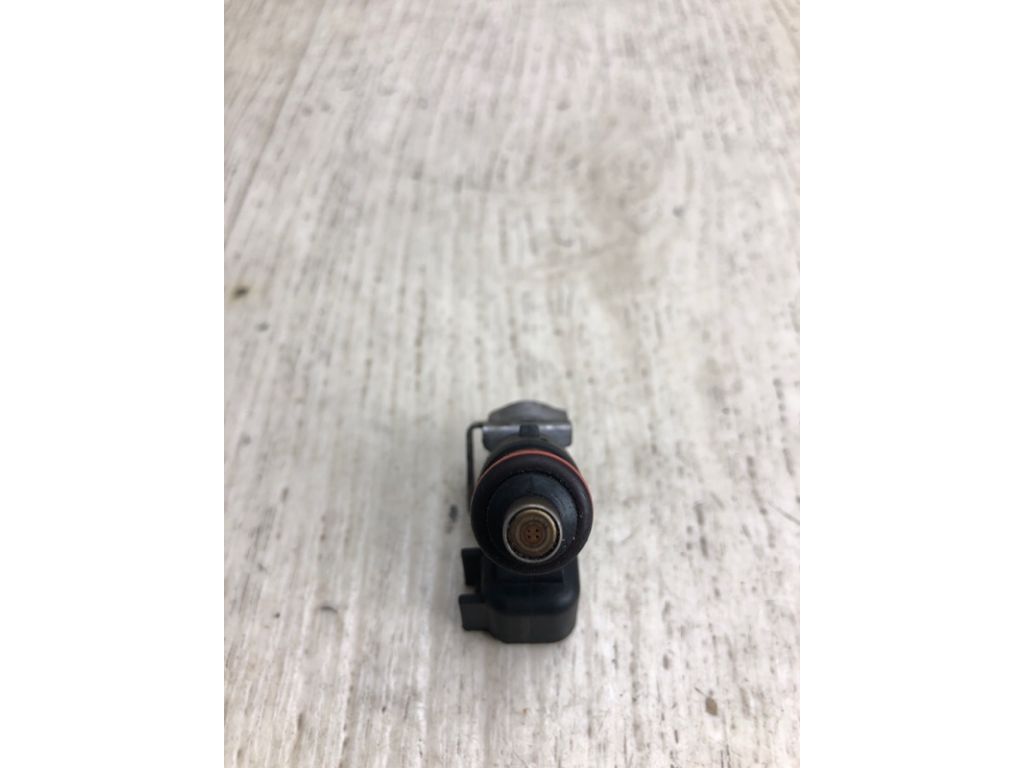 BR3Z-9F593-B | Форсунка паливна FORD FLEX 08-19 - Фото 4