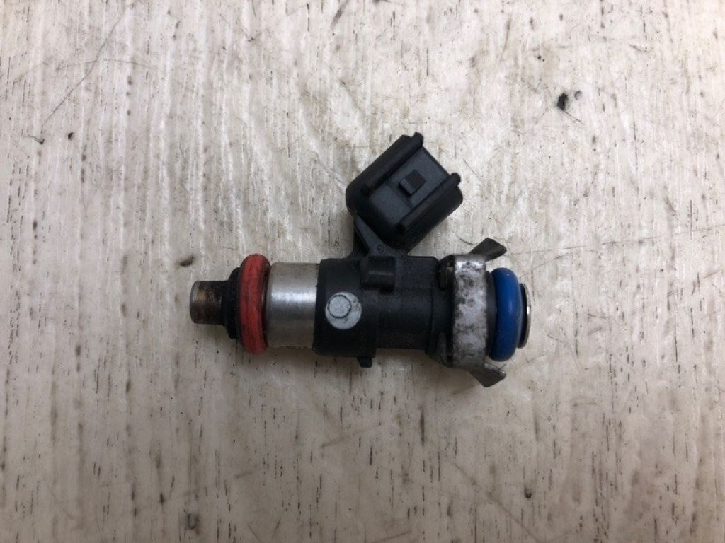 BR3Z-9F593-B | Форсунка паливна FORD FLEX 08-19