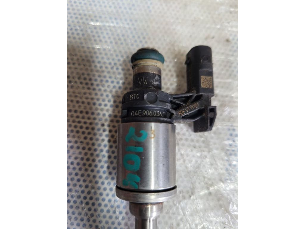 04E 906 036 T | Форсунка топливная VOLKSWAGEN JETTA USA 10-17 - Фото 2