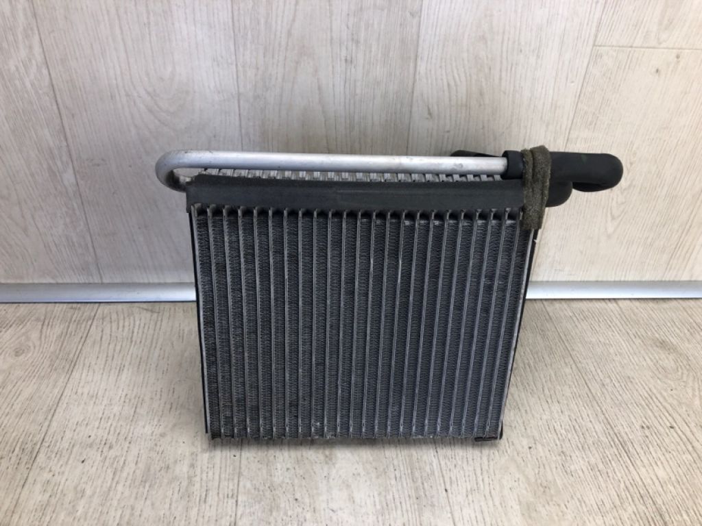 F1FZ-1985-0A | Испаритель кондиционера FORD FOCUS 10-18 - Фото 2