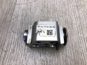 Клапан кондиціонера PORSCHE CAYENNE 10-18