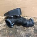 CY01-13-220A | Патрубок воздушного фильтра MAZDA CX-9 06-16 - Превью 2