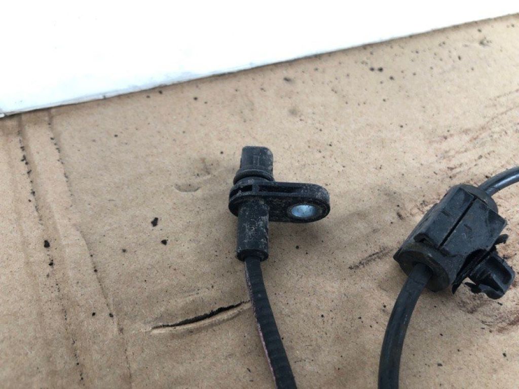 B45G-43-71Y | Датчик ABS задн. лів. MAZDA 3 BM 13-19 - Фото 2