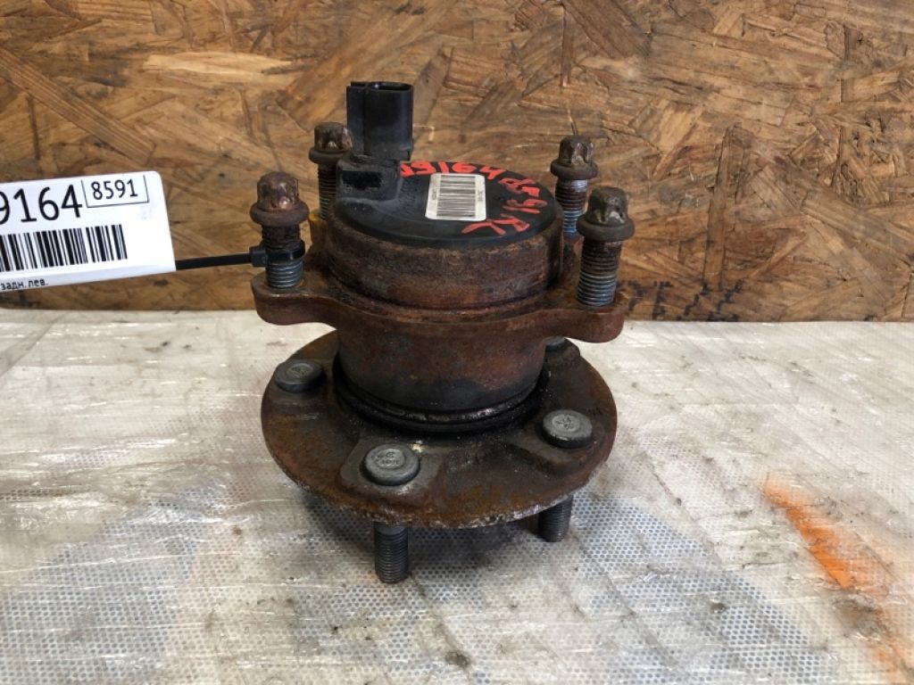 BV6Z-1104-B | Маточина колеса задн. лів. FORD FOCUS 10-18 - Фото 2