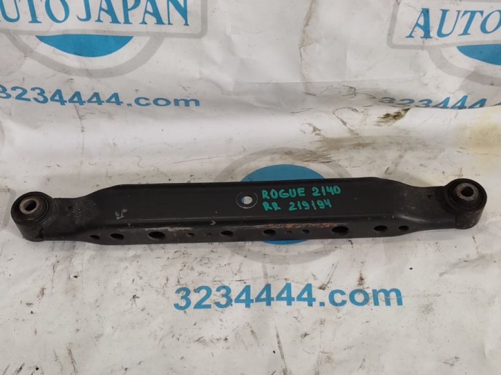 55111-JG00A | Важіль задньої підвіски нижній поперечний лів. NISSAN ROGUE 08-15