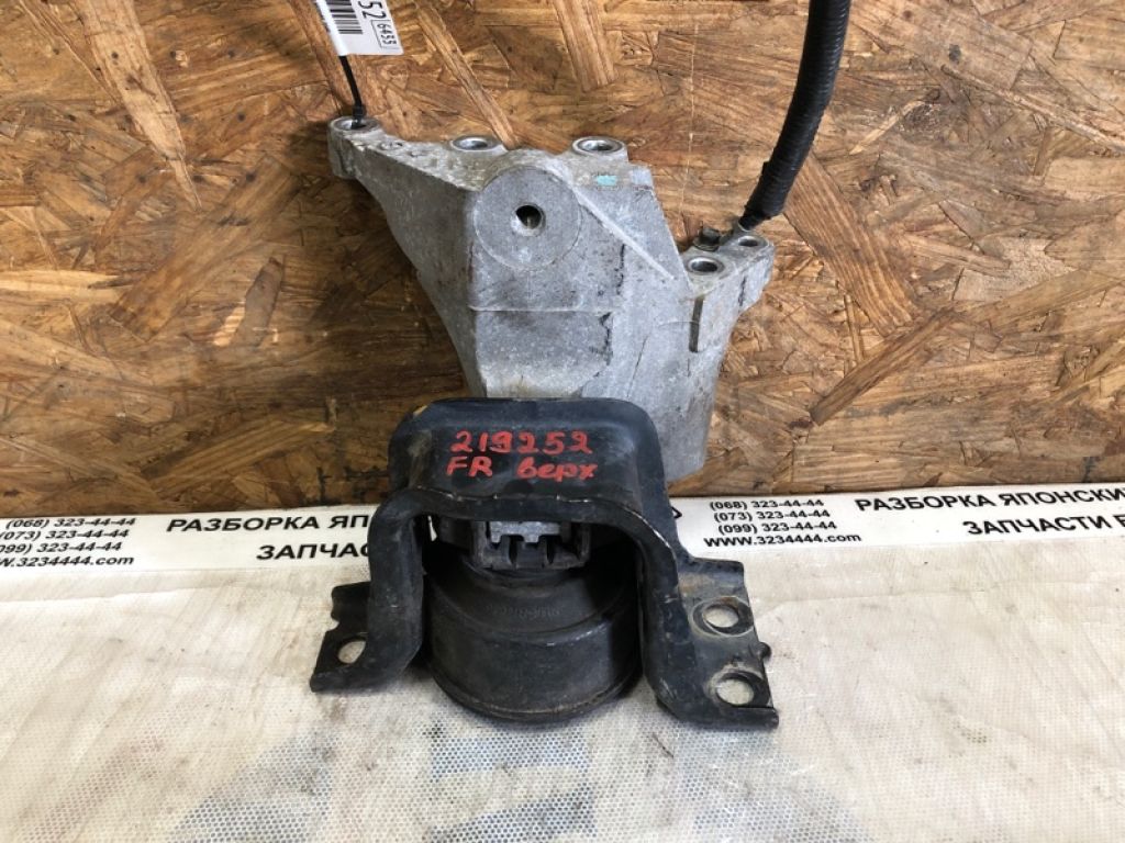 11210-9AM0A | Подушка двигателя верхняя прав. NISSAN SENTRA B17 12-21