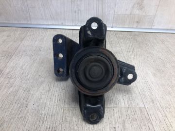 Подушка двигуна прав. HYUNDAI ELANTRA MD 10-15