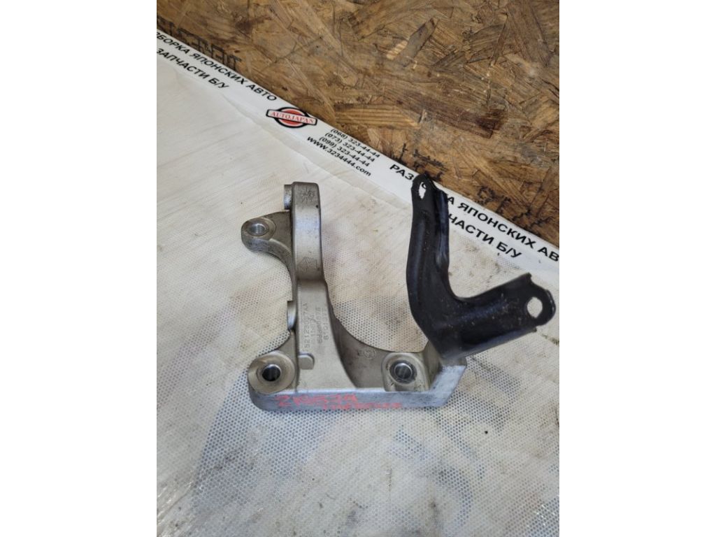 52123537AA | Кронштейн проміжного валу прав. JEEP CHEROKEE 14- - Фото 3