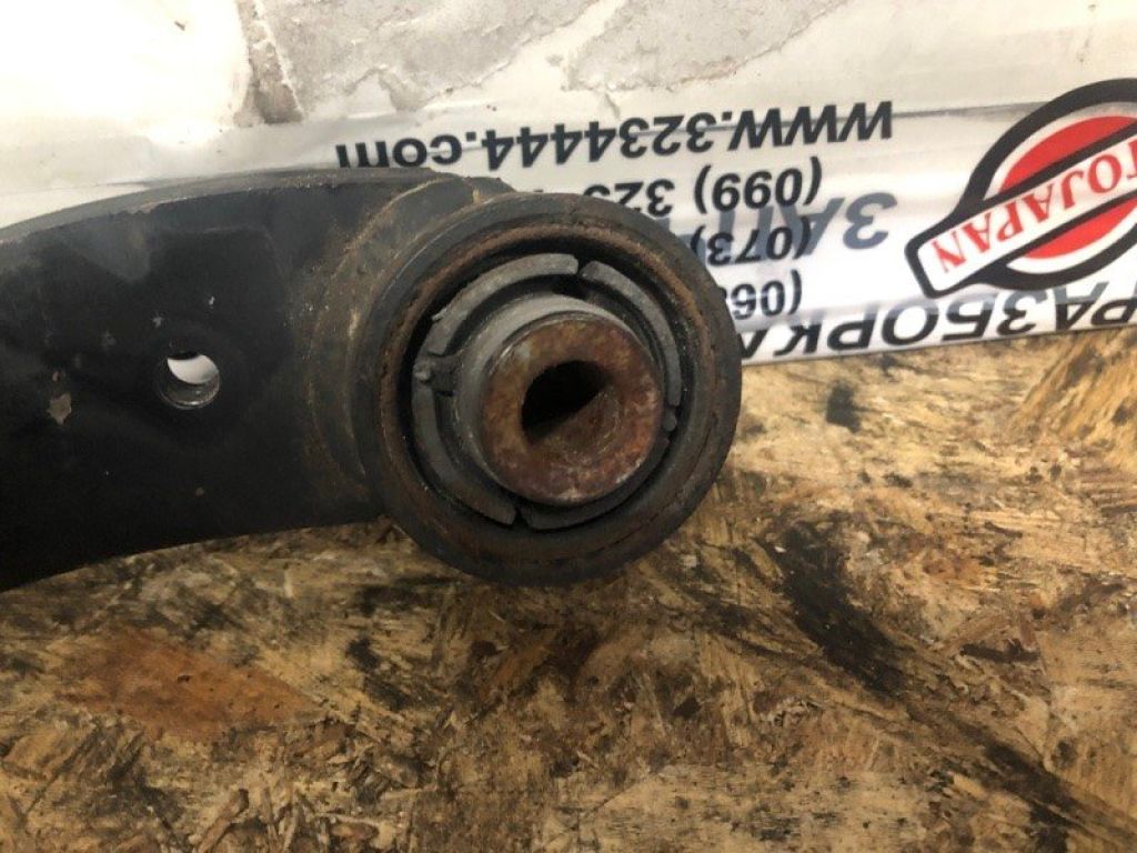 46201-57L00 | Важіль задньої підвіски поперечний верхній прав. SUZUKI KIZASHI 09-14 - Фото 3