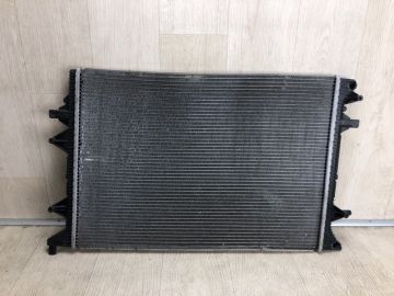 Радіатор основний VOLKSWAGEN JETTA USA 10-17