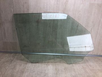 Скло дверей передн. прав. JEEP PATRIOT 10-17