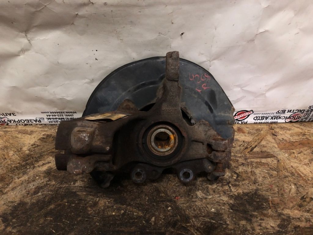 BV6Z-3K185-D | Кулак поворотный передн. прав. FORD FOCUS 10-18