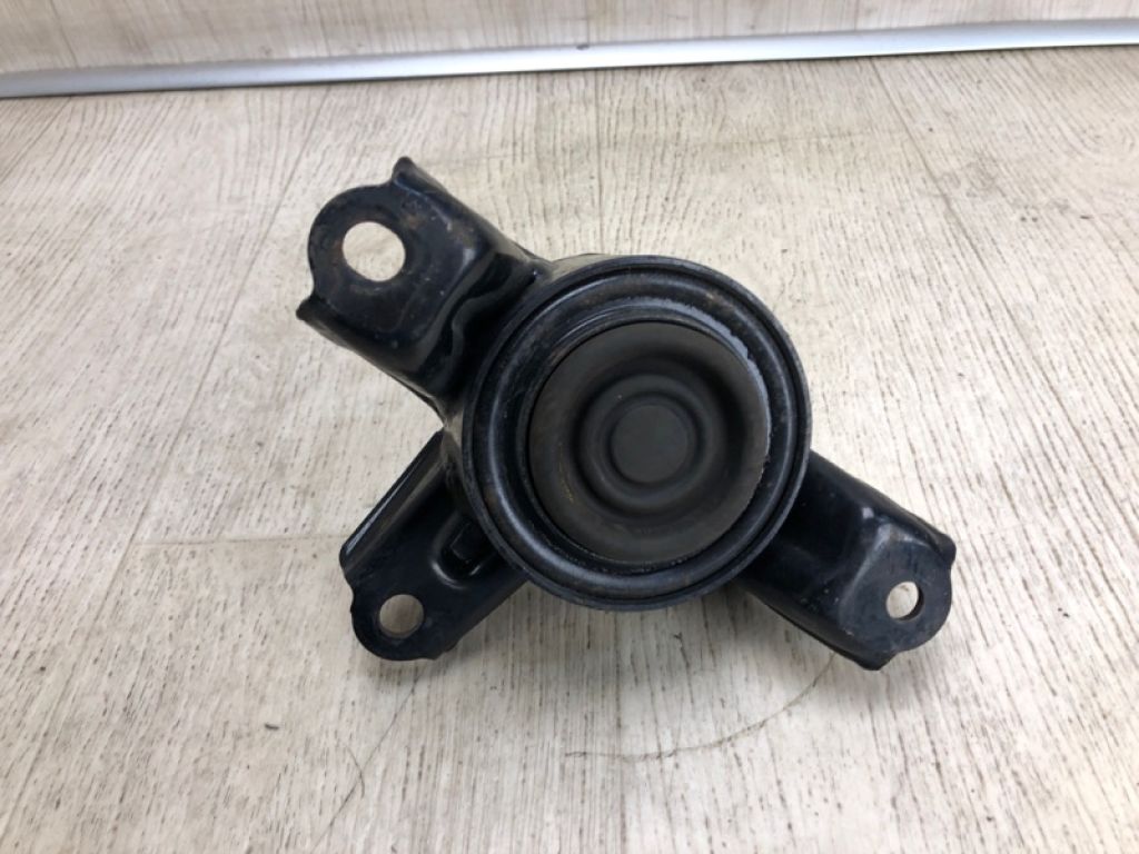 21810-A7000 | Подушка двигателя прав. KIA FORTE YD 12-
