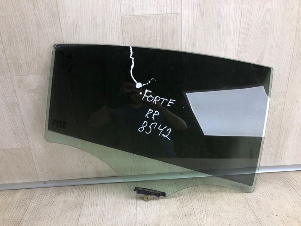 83420-A7020 | Скло дверей задн. прав. KIA FORTE YD 12-