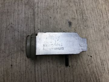 Клапан кондиционера HYUNDAI ELANTRA HD 06-11