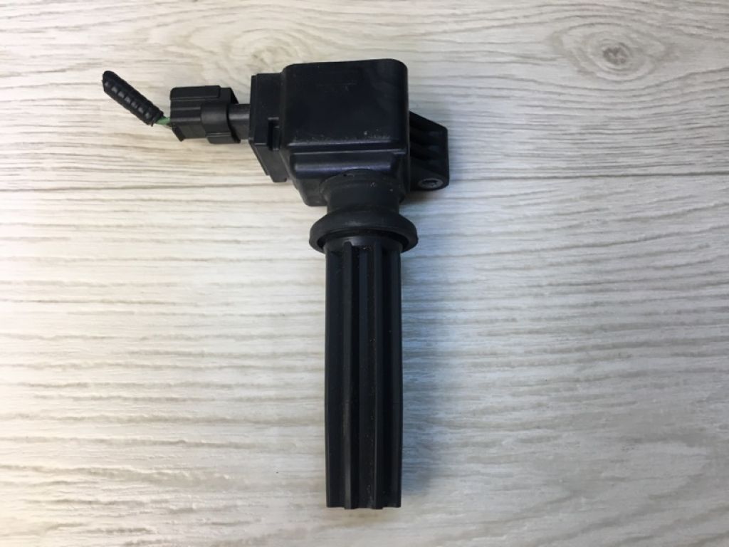 CM5Z-12029-K | Котушка запалювання FORD FOCUS 10-18