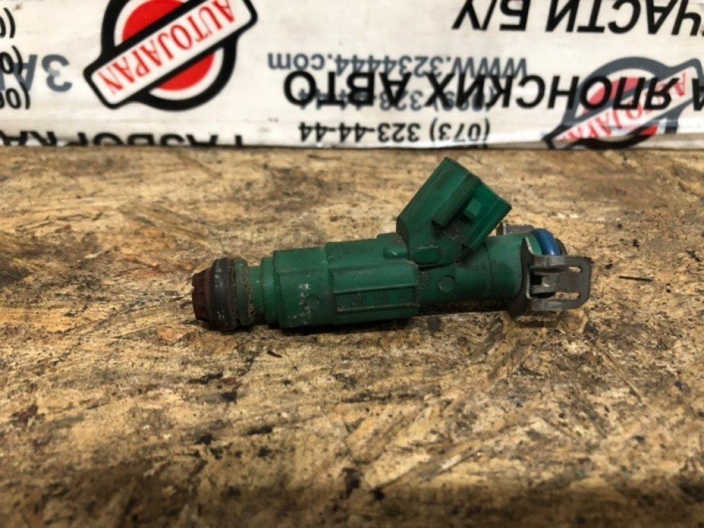 L361-13-250 | Форсунка топливная MAZDA 3 BK 03-08