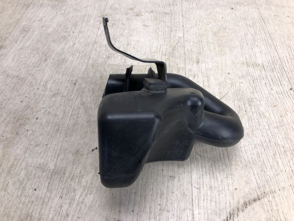 BV6Z-9B659-A | Резонатор воздушного фильтра FORD FOCUS 10-18 - Фото 2