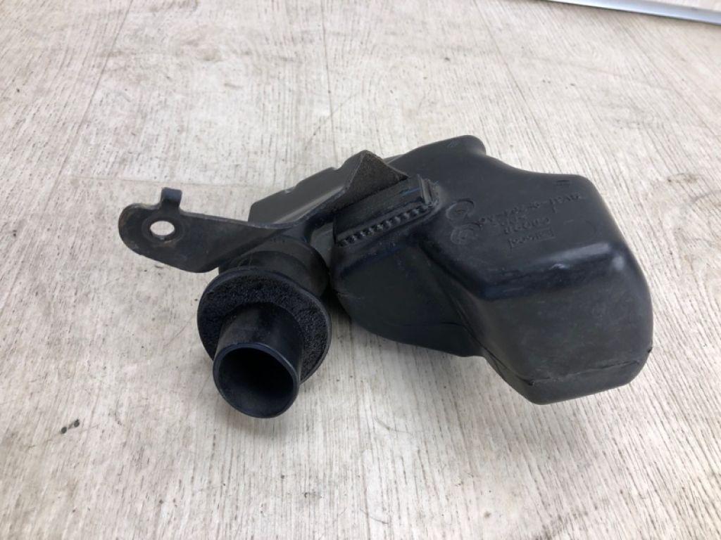 BV6Z-9B659-A | Резонатор воздушного фильтра FORD FOCUS 10-18 - Фото 3