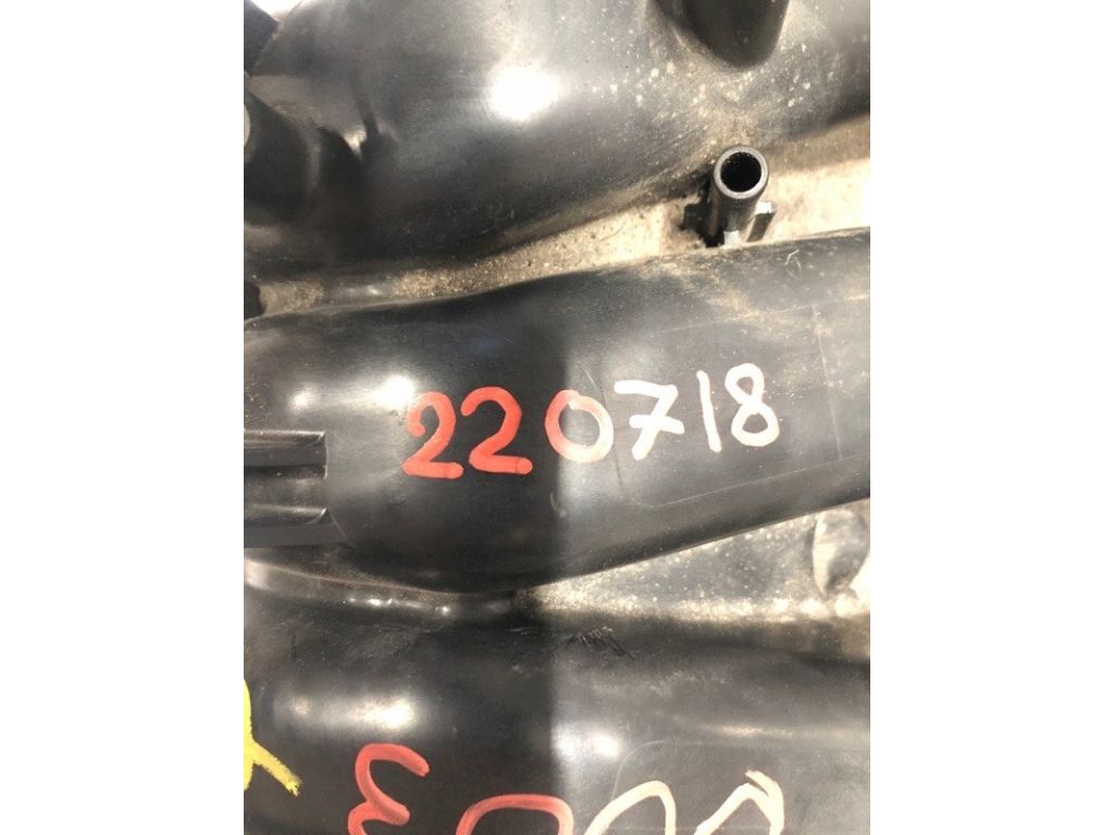 13110-57L10 | Коллектор впускной SUZUKI KIZASHI 09-14 - Фото 2