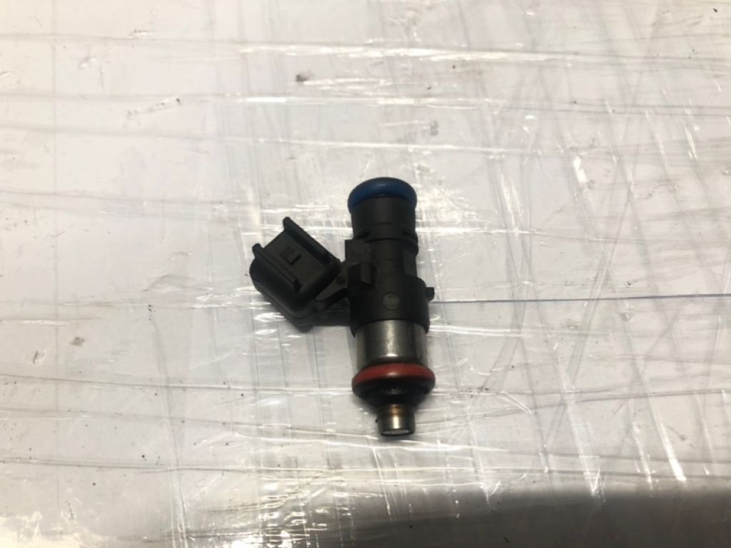 CY01-13-250 | Форсунка паливна MAZDA CX-9 06-16