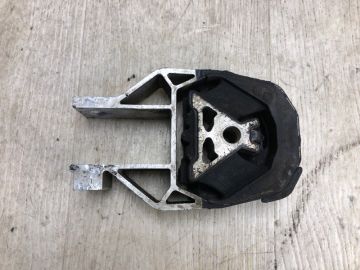 Подушка АКПП нижня лів. FORD FOCUS 10-18