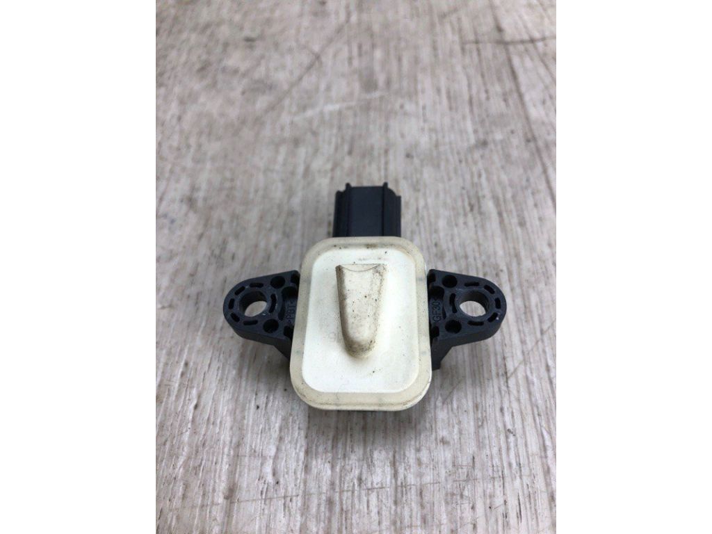 HM5Z-14B345-A | Датчик удару FORD FOCUS 10-18 - Фото 4
