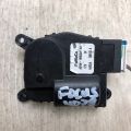 AV6N-19B634-AA | Моторчик заслонки печки FORD FOCUS 10-18 - Превью 2