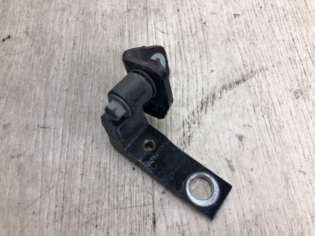 CP9Z-5422800-A | Петля двери верхняя задн. прав. FORD FOCUS 10-18