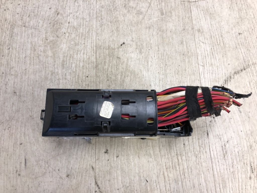 000 937 615 | Блок запобіжників моторний відсік VOLKSWAGEN JETTA USA 10-17 - Фото 3