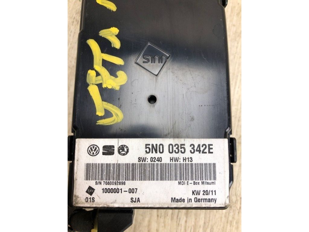 5N0 035 342 E | Блок керування мультимедіа VOLKSWAGEN JETTA USA 10-17 - Фото 6
