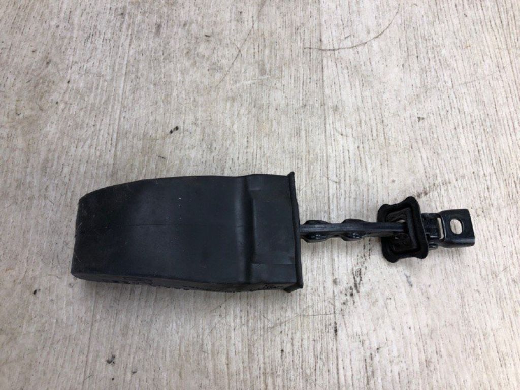 5C6 839 249 | Обмежувач дверей задн. прав. VOLKSWAGEN JETTA USA 10-17