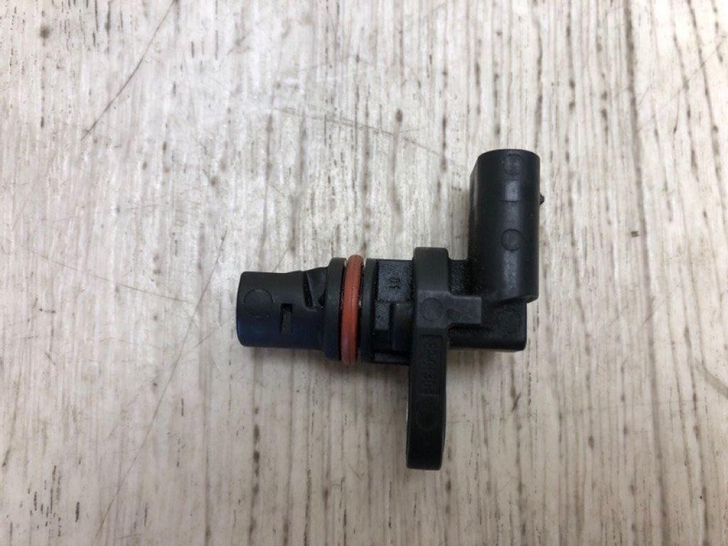 04C 907 601 B | Датчик положення распредвала VOLKSWAGEN PASSAT B8 14-